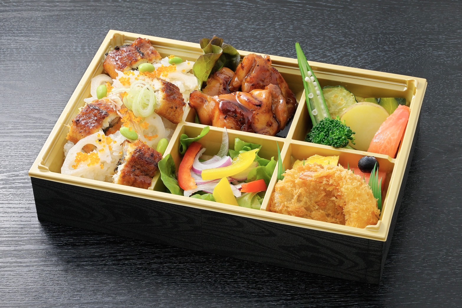 うなぎと鶏の照り焼きのやすらぎ膳